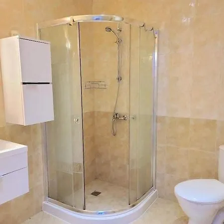 Хотел Tarsis Private Apartament *