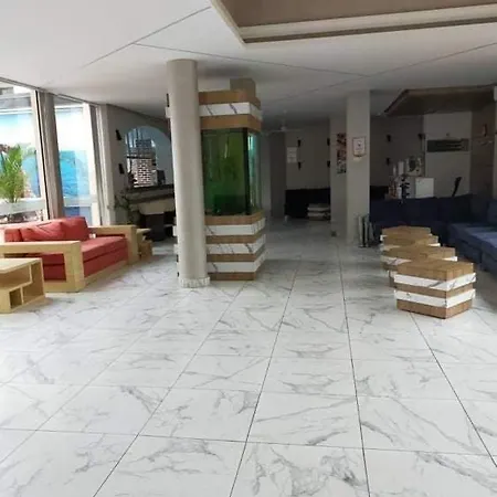 Хотел Tarsis Private Apartament