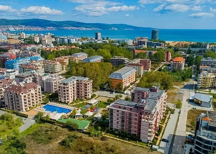 Tarsis Private Apartament Hotel *