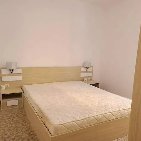 Tarsis Private Apartament Hotel